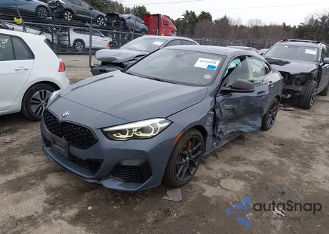 2021 BMW M235I Gran Coupe xDrive z USA, uszkodzony, nr VIN WBA13AL07M7G55945